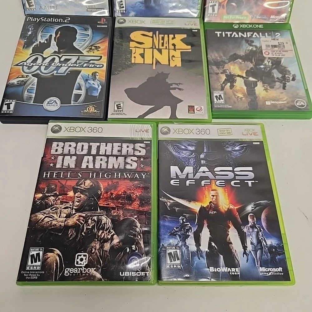 Playstation 2, Xbox 360 Game Lot Bond 007, Masd Effect, Tinfall And‎ More